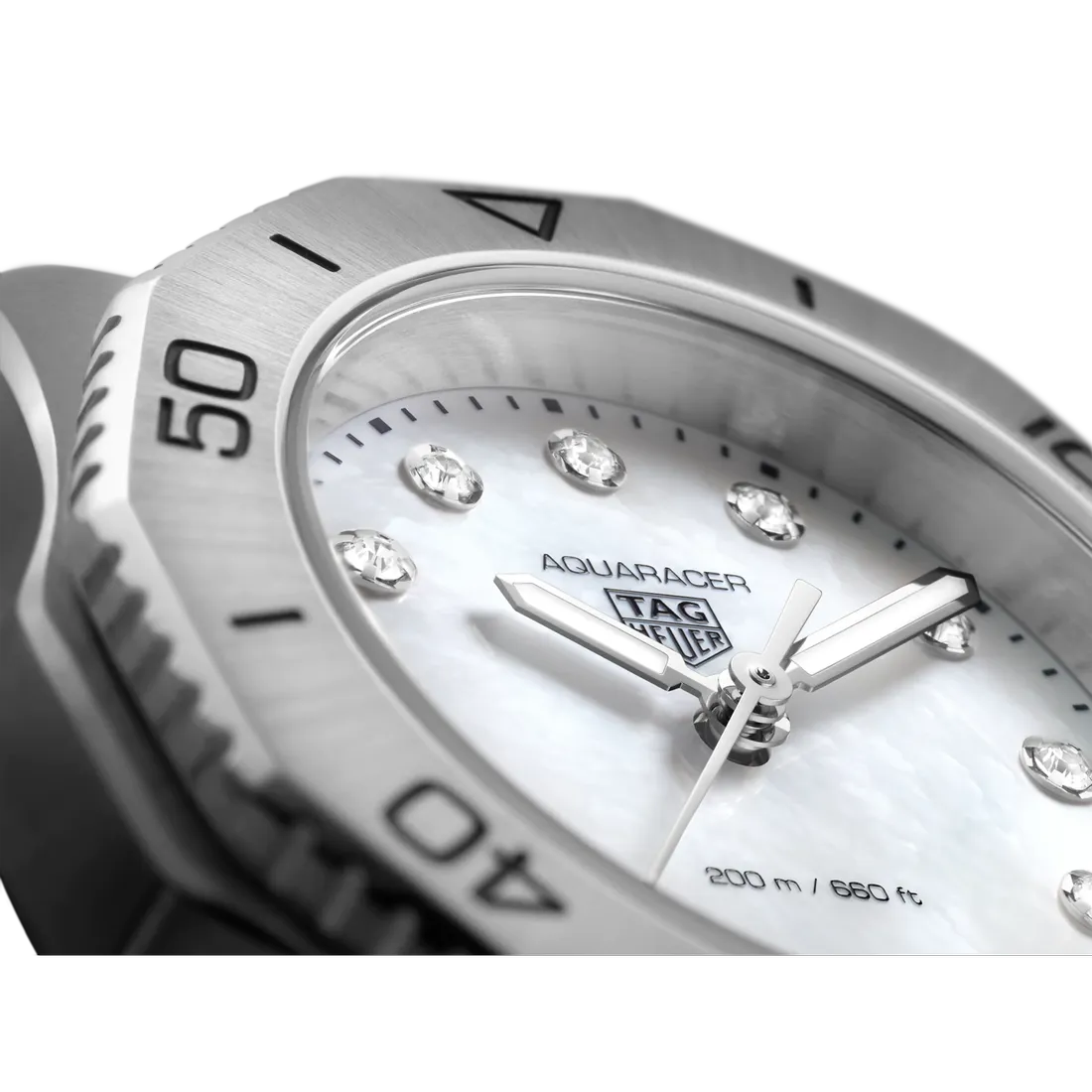 TAG Heuer Aquaracer Professional 200 - Image 5