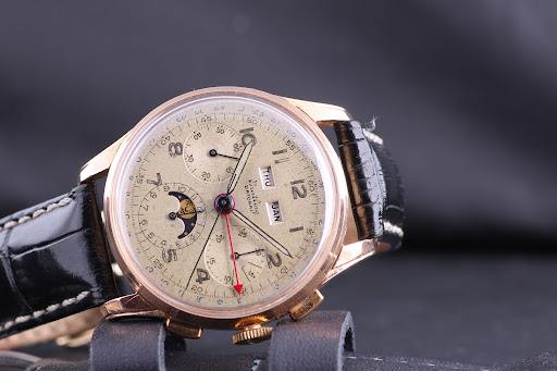 Breitling Datora