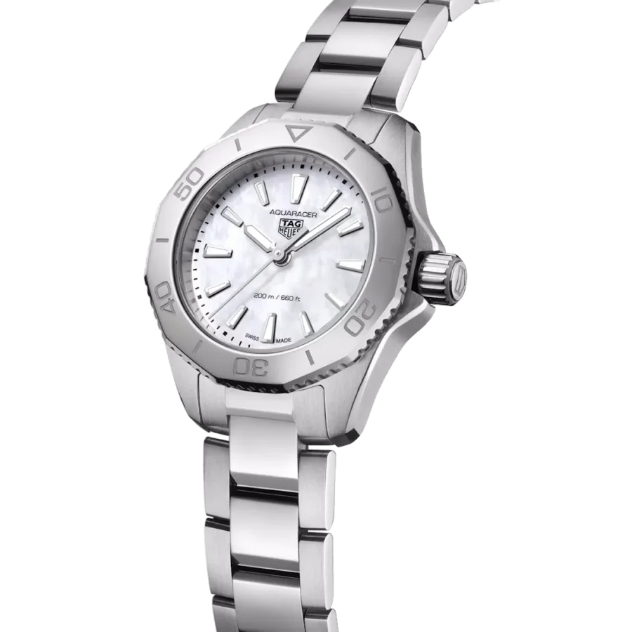 TAG Heuer Aquaracer Professional 200 - Image 2